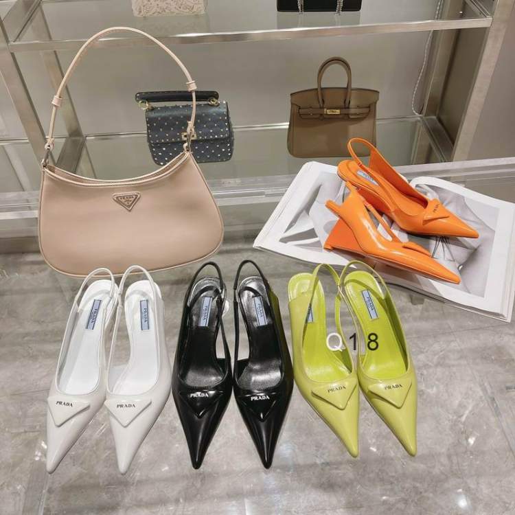 Picture of Prada Shoes _SKUPradasz35-39619065.5cmX0126